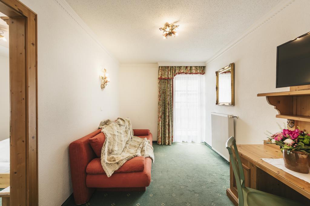 Hotel Hoferwirt Neustift im Stubaital Eksteriør bilde